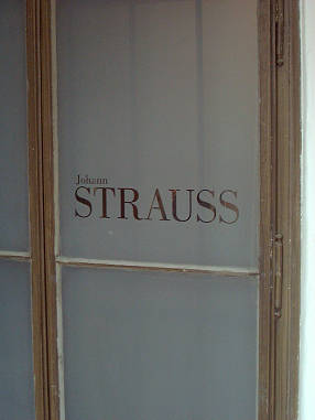 Strauss's House - Outside